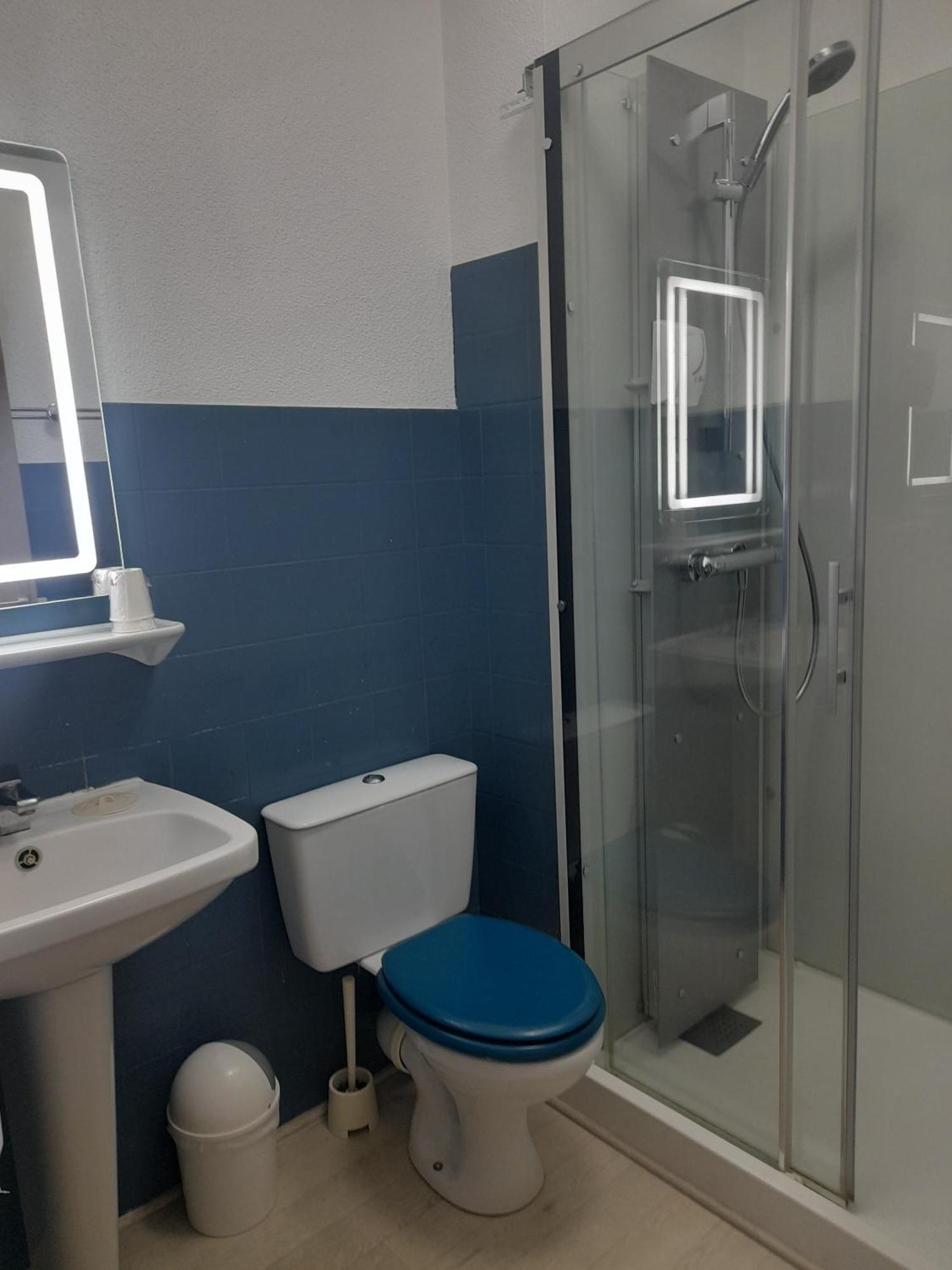 Hotel Les Alizes Puget-Théniers Стая снимка