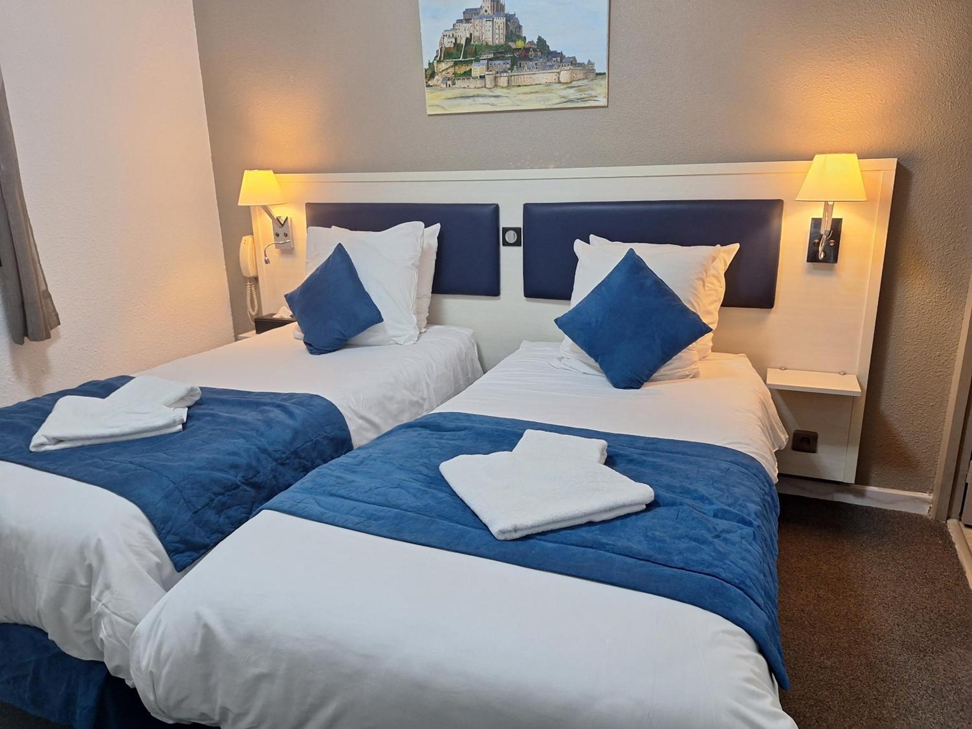 Hotel Les Alizes Puget-Théniers Стая снимка